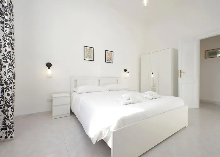 Apartment New Comfortable 2 Bedroom Della Vittoria By Halldis *