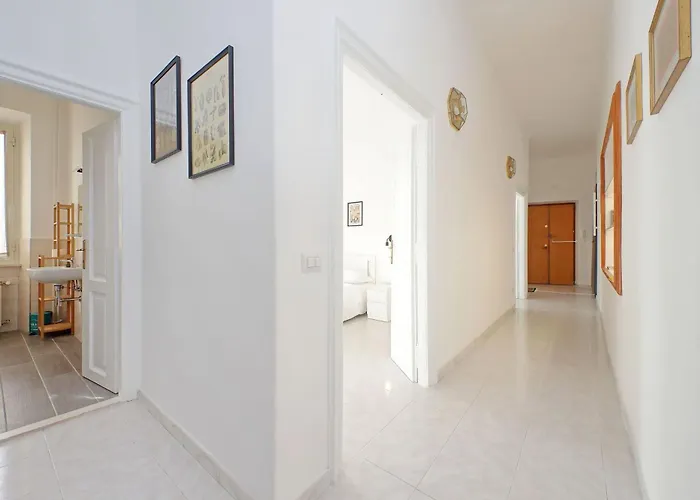 Apartment New Comfortable 2 Bedroom Della Vittoria By Halldis Rom