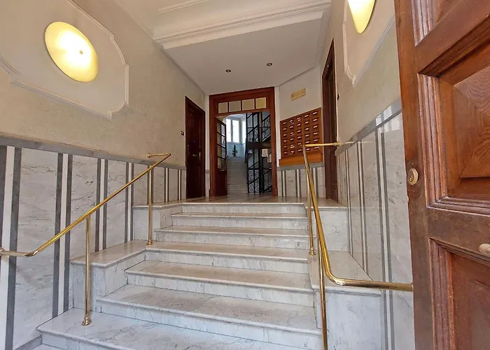 New Comfortable 2 Bedroom Della Vittoria By Halldis Apartment Rom