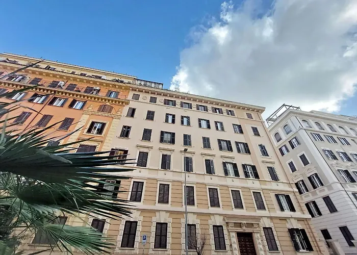 Apartment New Comfortable 2 Bedroom Della Vittoria By Halldis